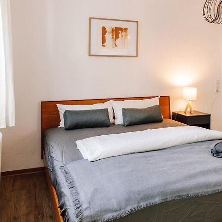 Alles Neu: 1-Zi Zentral Am Exerzierpl. 24H-Checkin Kiel Ngoại thất bức ảnh
